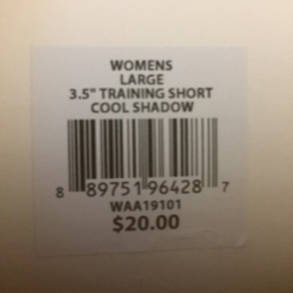 BRAND NEW Reebok Shorts! - Picture 3 of 3